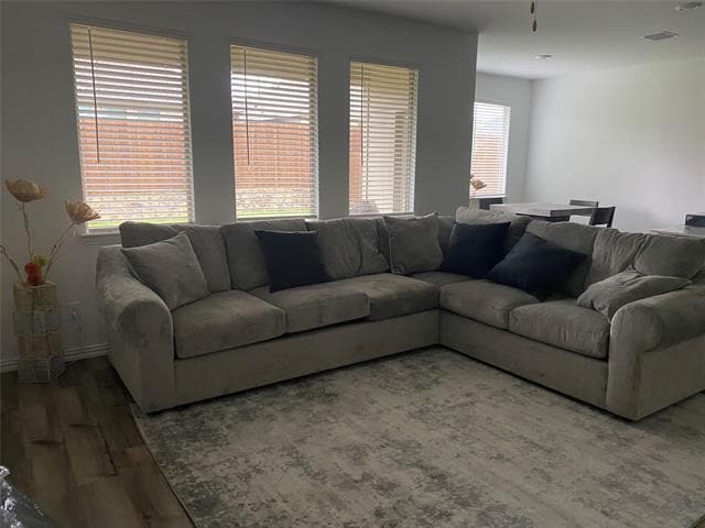 Building Photo - 1202 Sequoia Ln