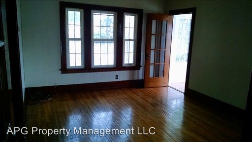 Foto del edificio - 219 Baycliff Dr