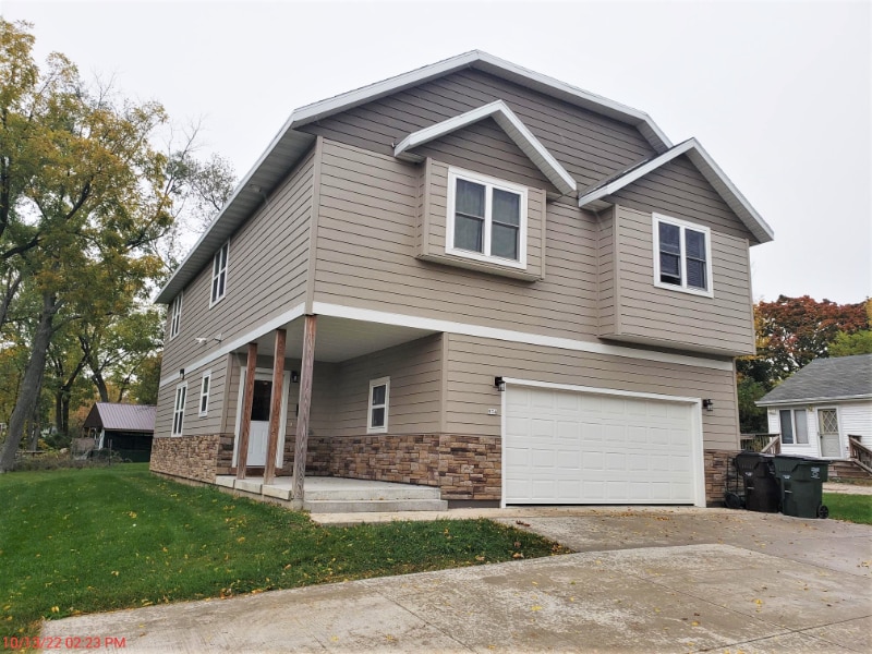 534 S Gault St, Whitewater, WI 53190 House Rental in Whitewater, WI
