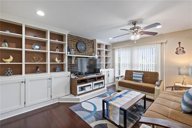 Foto del edificio - 2674 Farmstead Rd