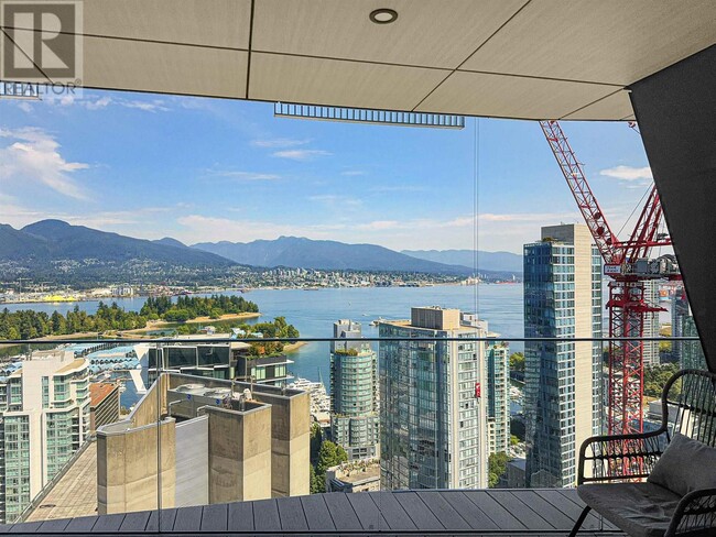 Photo du bâtiment - 1568-1568 Alberni St