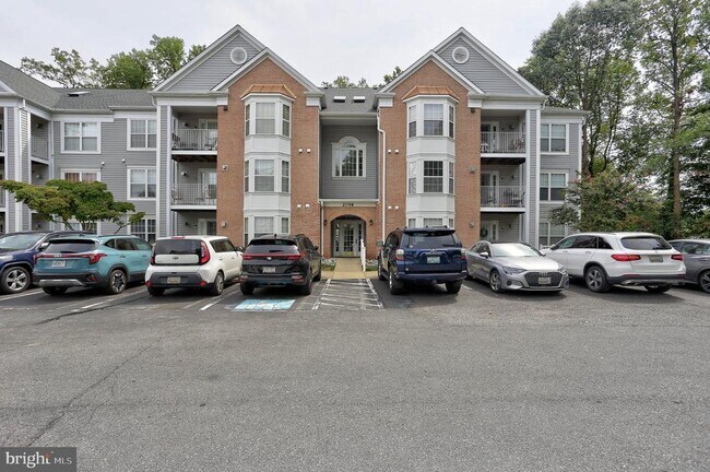 Foto del edificio - 2056 Quaker Way