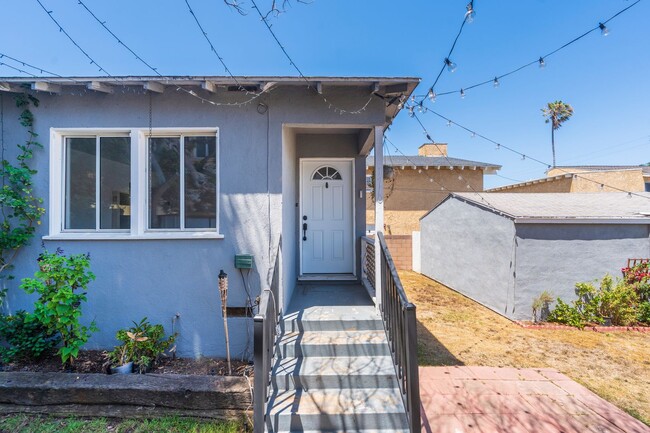 Building Photo - Cozy Redondo Beach Rental