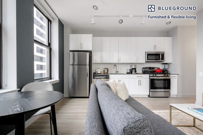 Foto del edificio - 330 S Wells St
