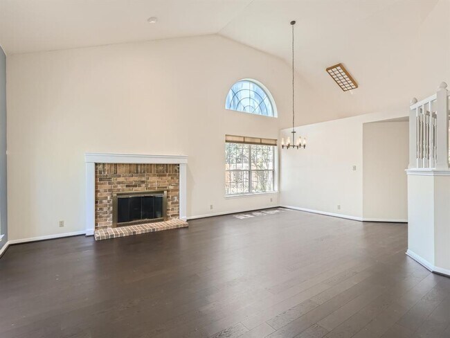 Building Photo - 7600 Cat Tail Cove