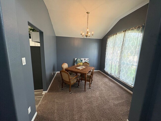 Foto del edificio - 2403 Orchard Run Way
