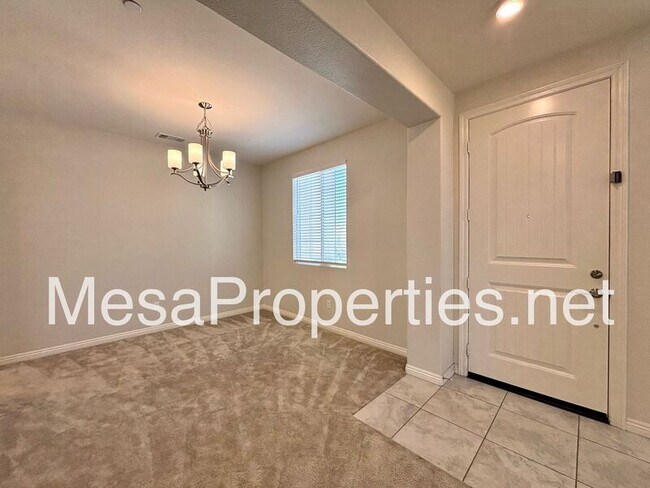 Building Photo - 12302 Del Sur St