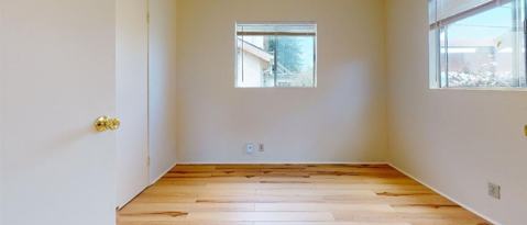 Foto del edificio - 763 Laine St