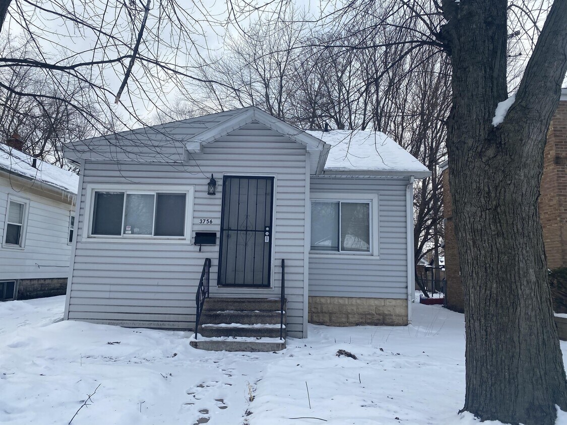 Primary Photo - 3756 Tyler St
