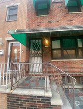 Building Photo - 2539 S Sartain St