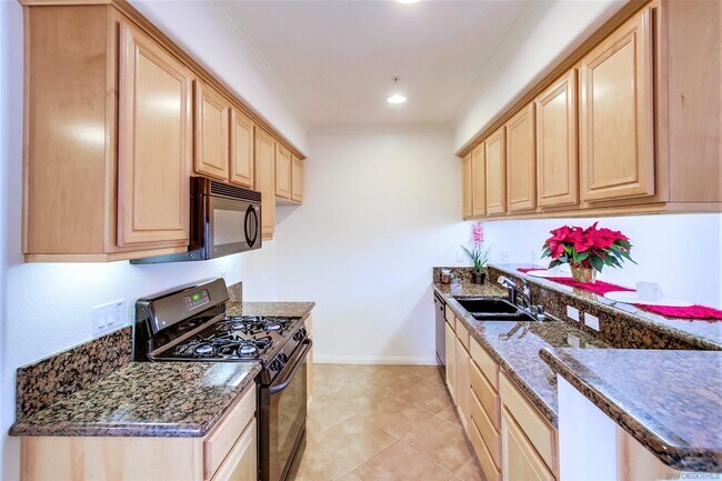 Building Photo - 13057 Evening Creek Dr S