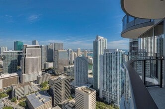 Building Photo - 1000 Brickell Plaza