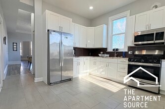 Building Photo - 2937 W Jackson Blvd