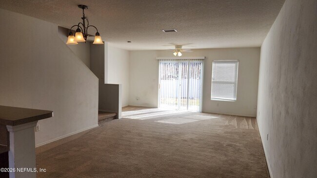 Foto del edificio - 269 Michelangelo Pl