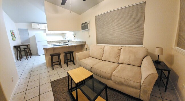 Foto del edificio - 1874 Kaahele Pl