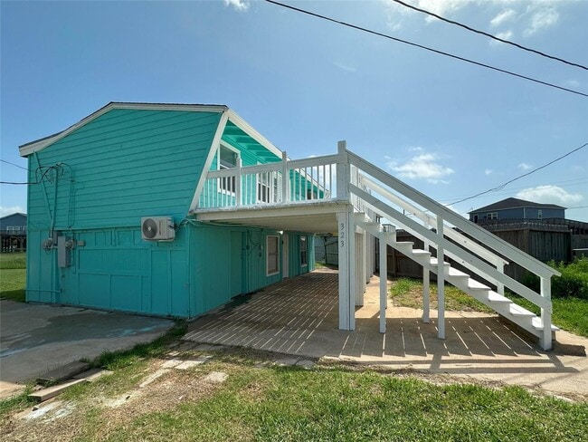 Building Photo - 323 Texas St