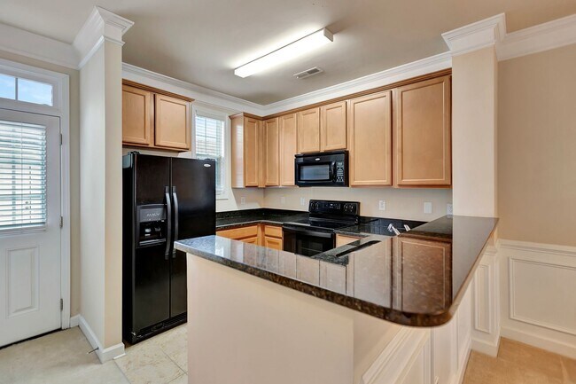 Foto del edificio - West Ashley Townhome!!
