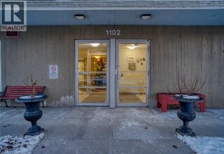 Building Photo - 1102 Jalna Blvd