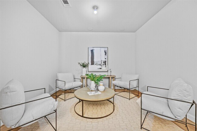 Foto del edificio - 28227 Cedar Peak Dr