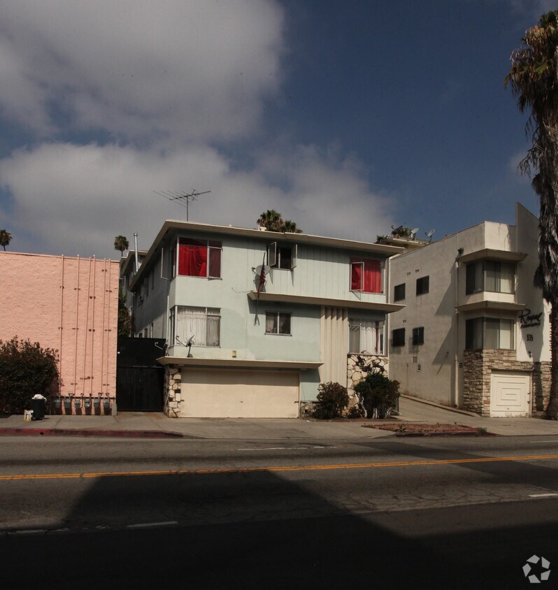 Building Photo - 541 Normandie Ave