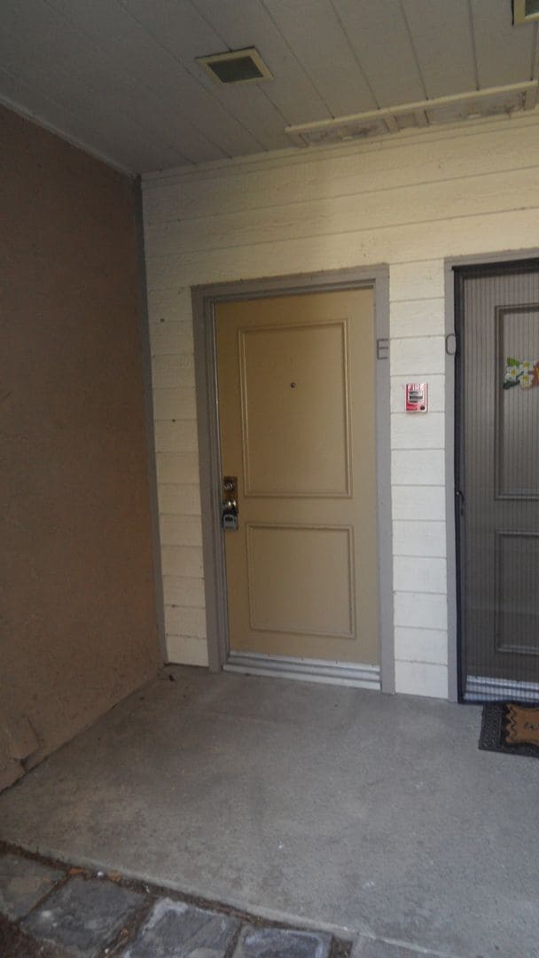 Photo - Remodeled, ground level, 1 bedroom, 1 bath condo in Lakeside Garden Grove Community