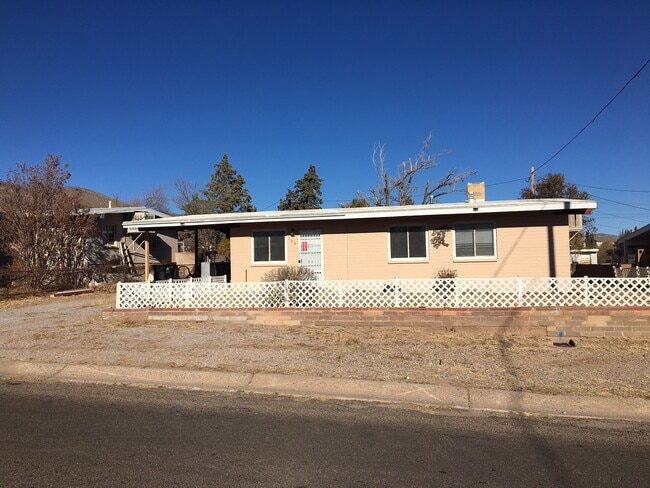 Building Photo - 103 SAN JOSE DR