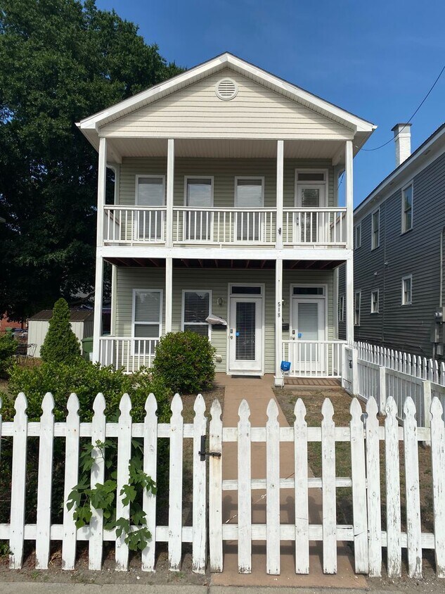 Foto principal - Great Downtown Location