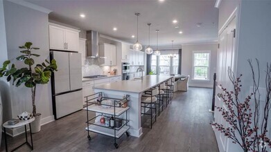 Building Photo - 2155 Burnside Dr NW