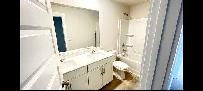 Building Photo - 312 Tucker Trice Blvd