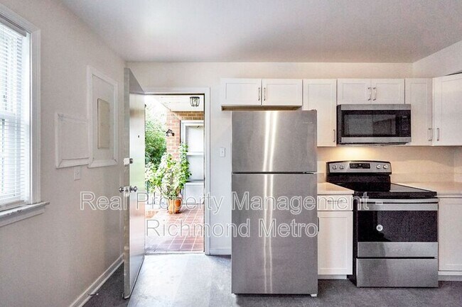 Foto del edificio - 4515 Forest Hill Ave