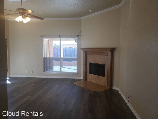 Building Photo - 4 br, 2 bath House - 2601 Lavender