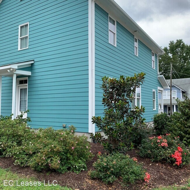 Building Photo - 3 br, 3 bath House - 401 S. Holly St.