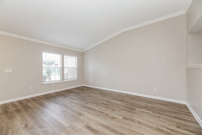 Foto del edificio - 4989 Cypress Links Blvd