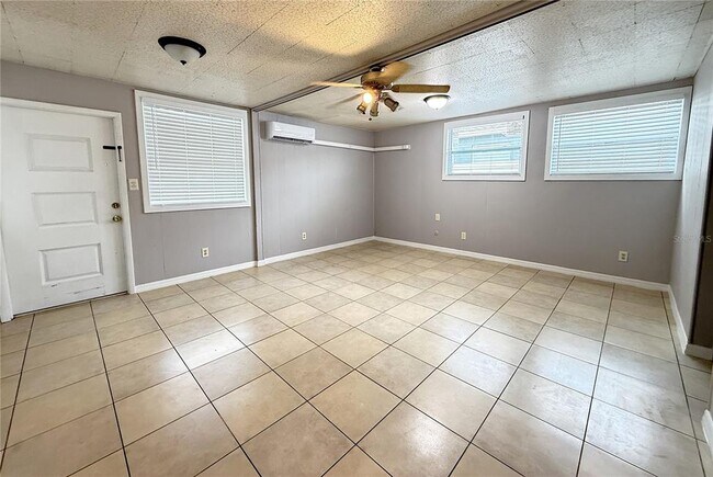 Foto del edificio - 3022 W Walnut St