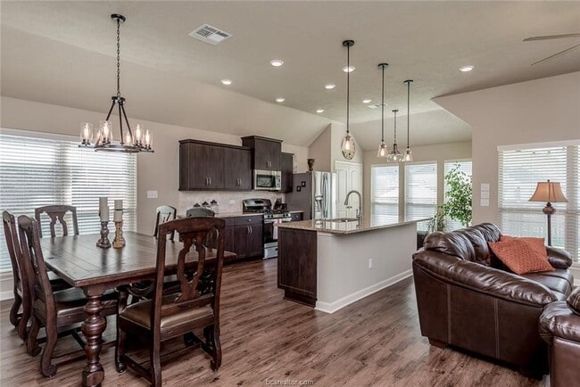 Building Photo - 4145 Shallow Creek Loop