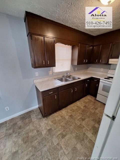 Building Photo - 6517 Green Meadow Rd