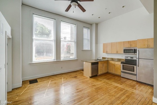 Building Photo - 1 br, 1 bath  - 141 E Wythe St