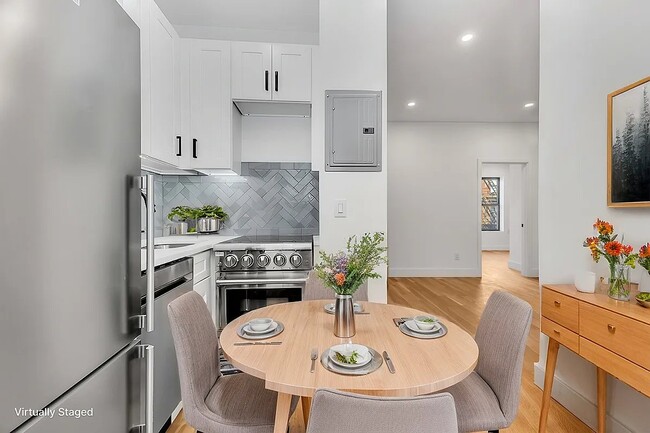 Foto del edificio - 28 Bedford St