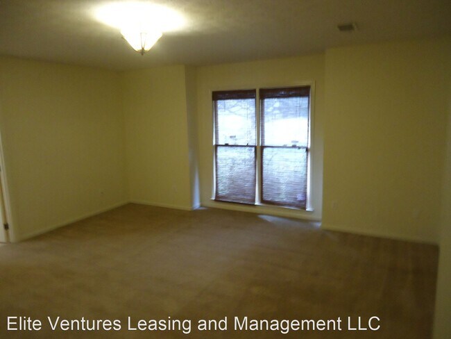 Building Photo - 6272 Independence Dr