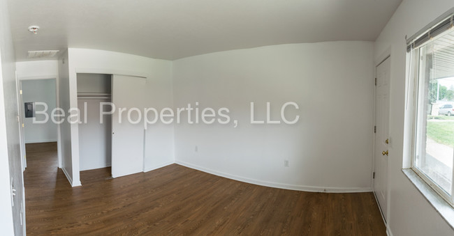 Building Photo - 4337 Hill Ave