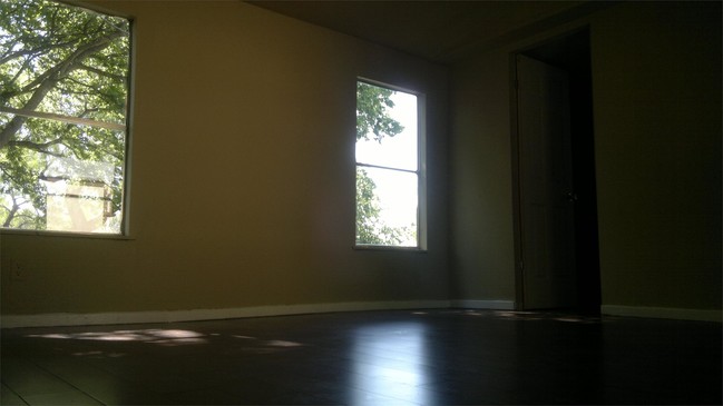 Foto del edificio - 7650 W US Hwy 90