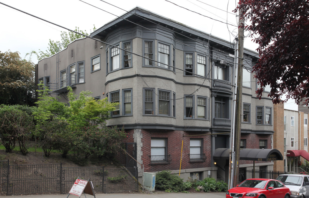 Building Photo - Thomas Park View Apartments