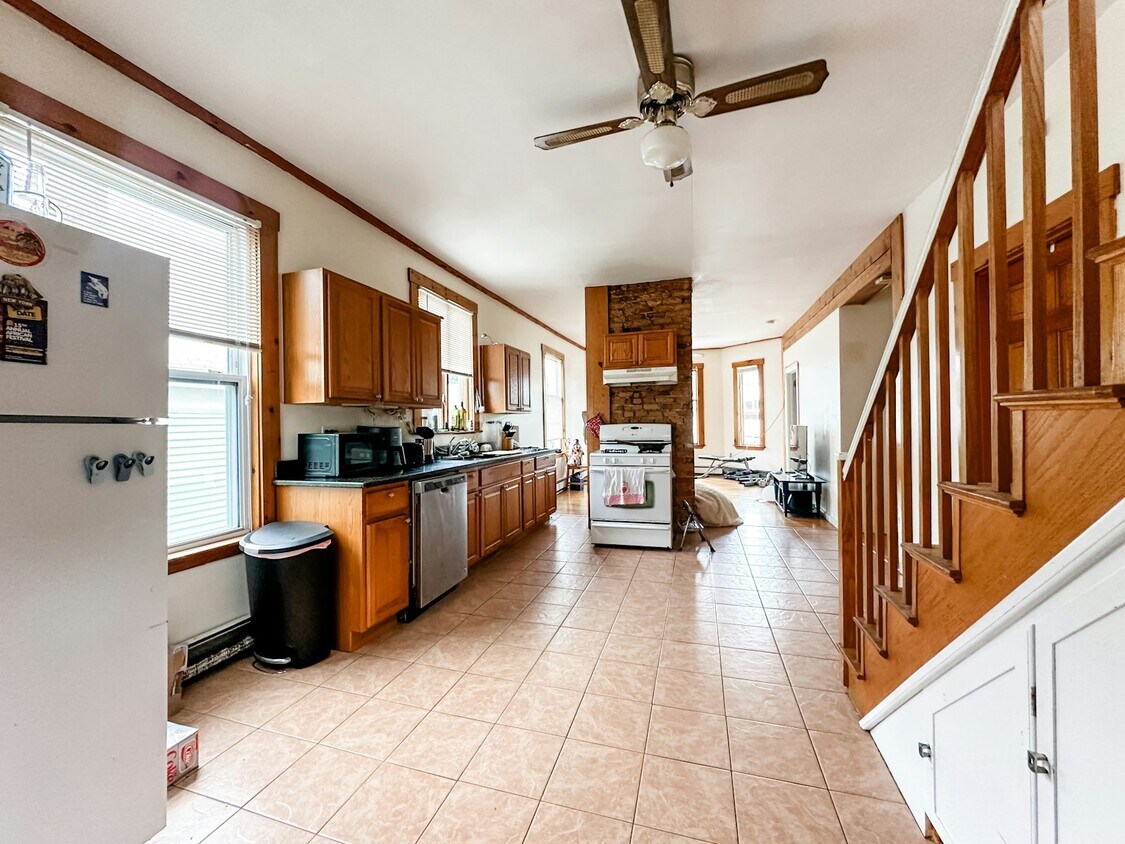 Photo - 3 Sachem Street, Unit #3