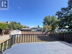 Building Photo - 2309 Kensington Crescent