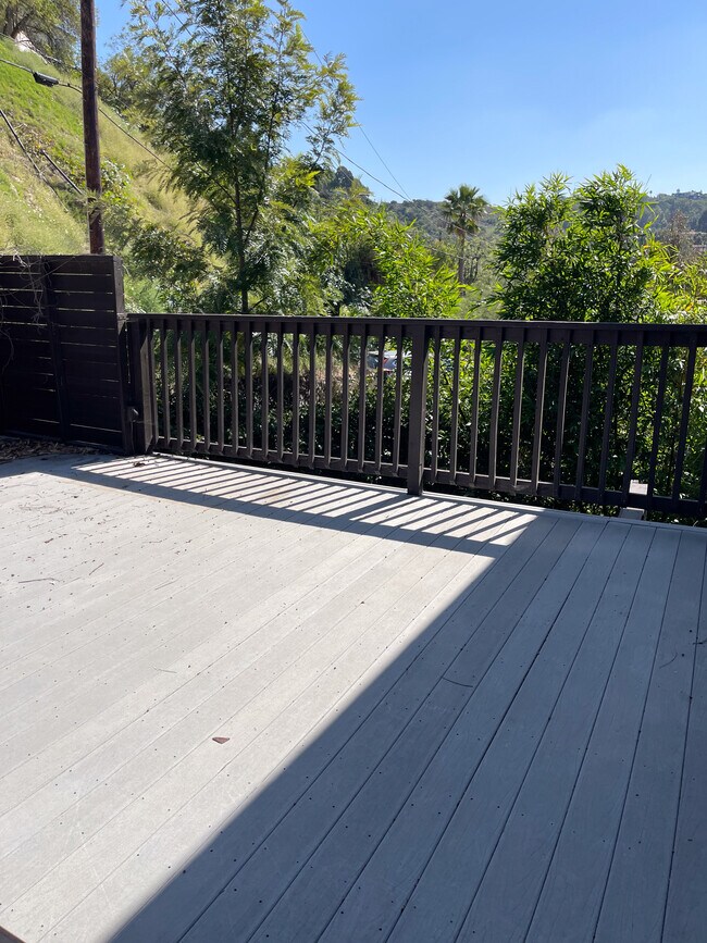 Terraza principal - 3832 Alta Mesa Dr