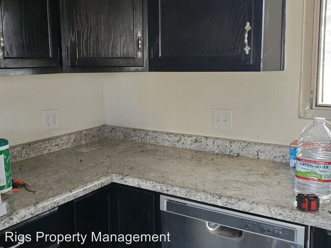 Building Photo - 3 br, 1 bath House - 1620 SW 70th Terr