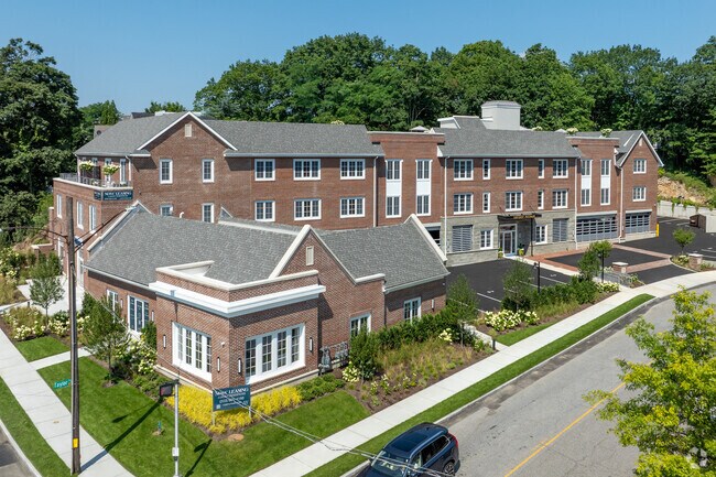 Foto del edificio - 100 East