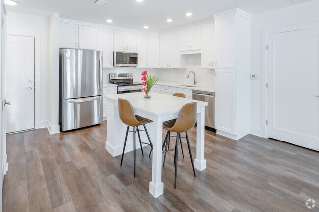 Style 8 - 2BR, 2BA - 1,098SF - Kitchen - Middleborough Station