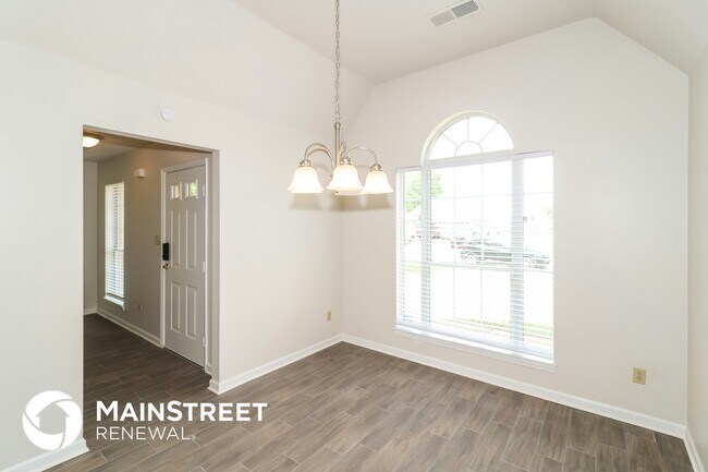 Foto del edificio - 2323 Kindlewood Dr