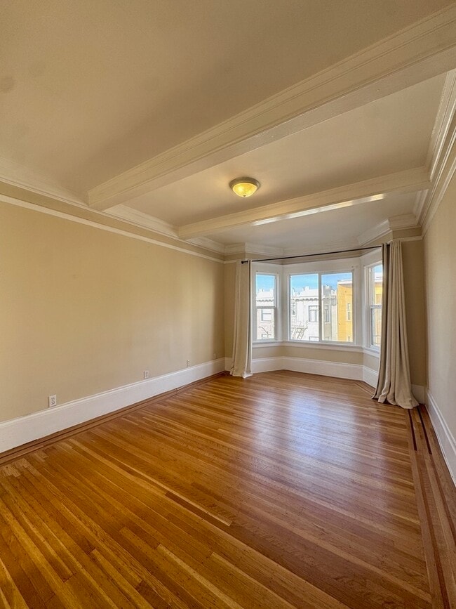 Foto del edificio - 1655 Sacramento St